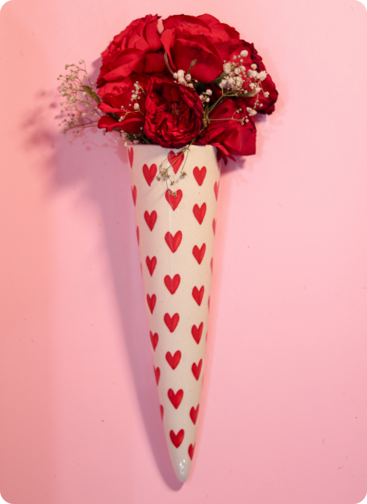 The Drama Cone Hanging Vase