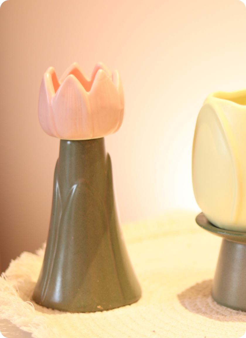 Tu-Lit Candle Holder