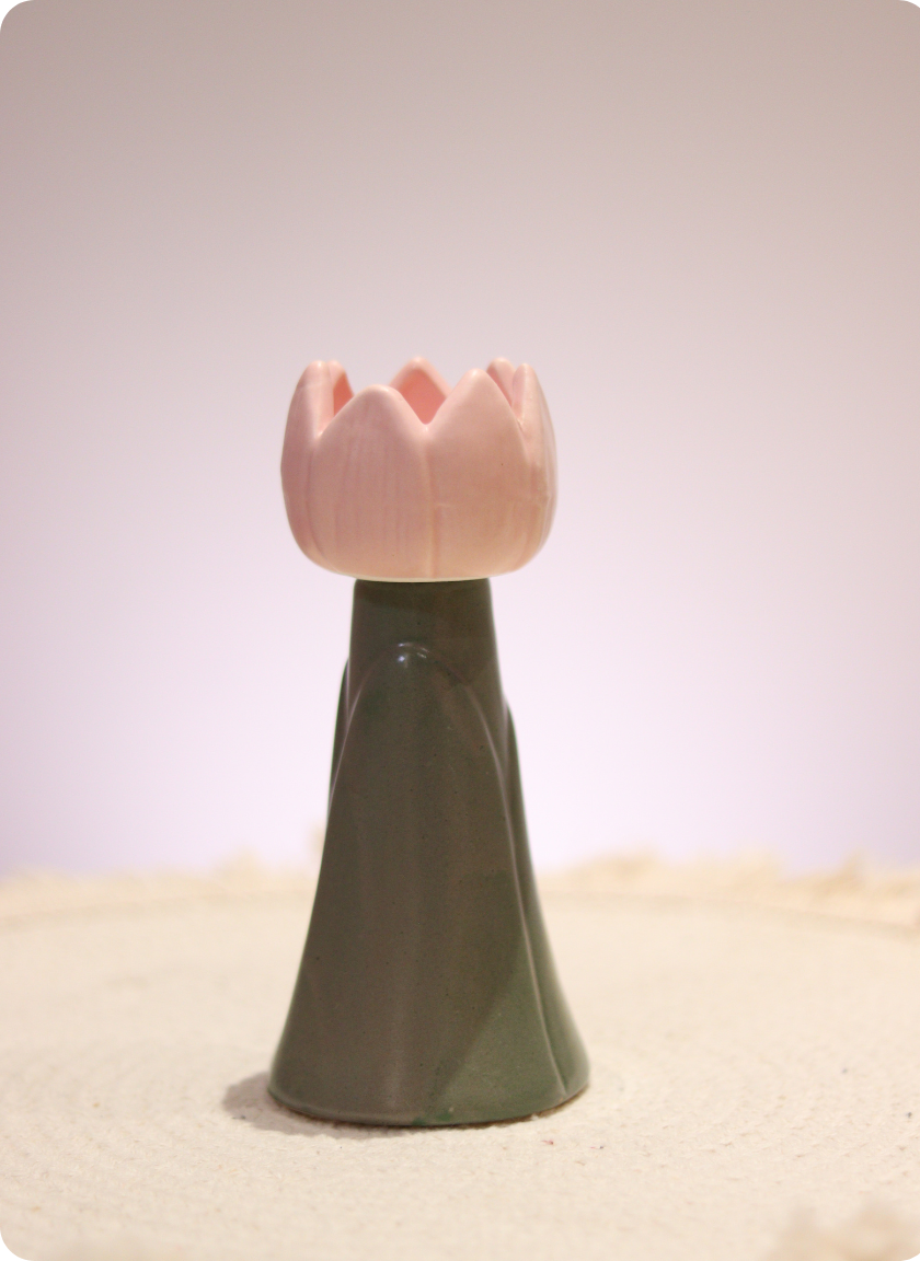 Tu-Lit Candle Holder
